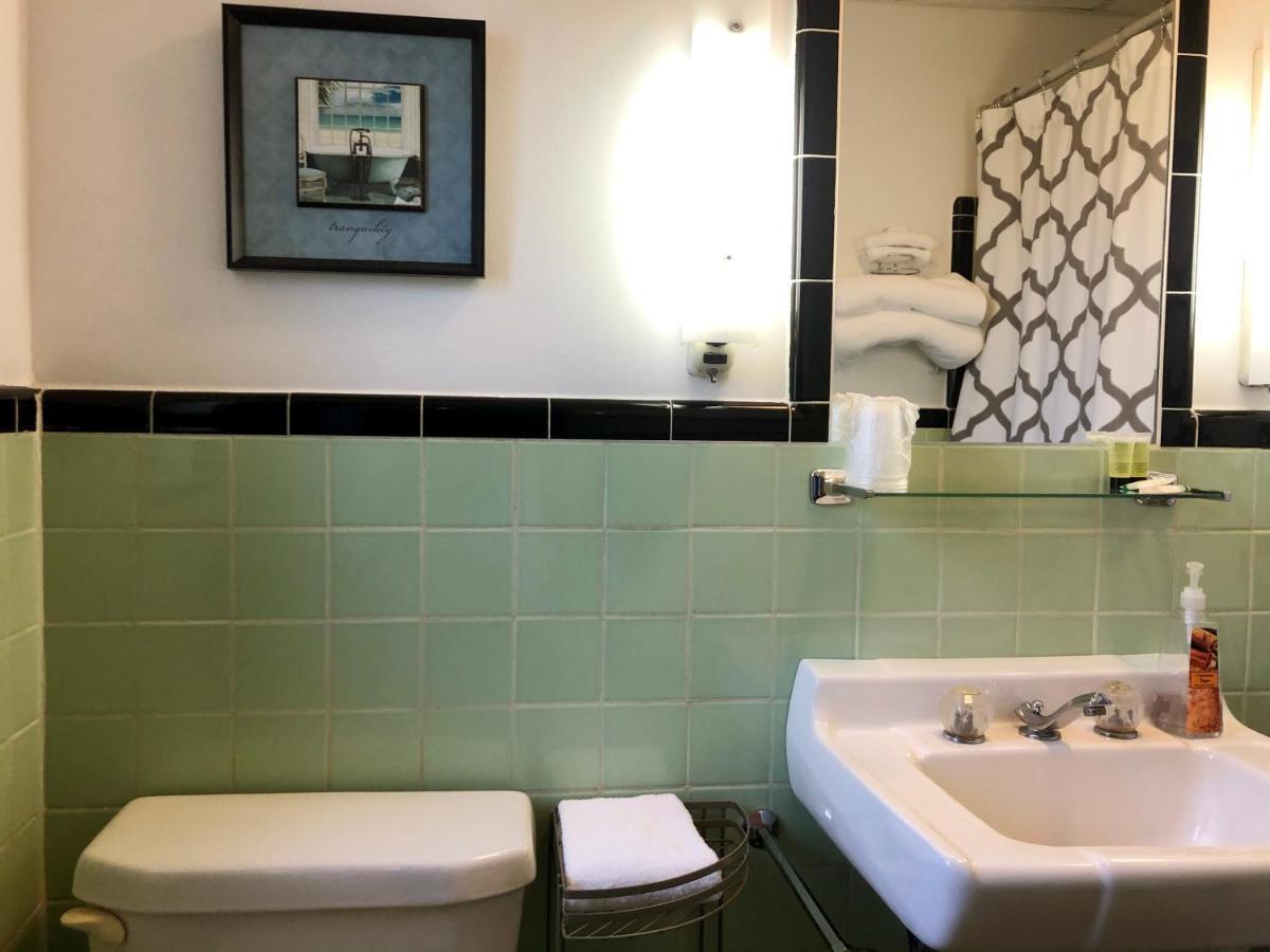 Skaneateles Inn On 20 Auburn Zewnętrze zdjęcie
