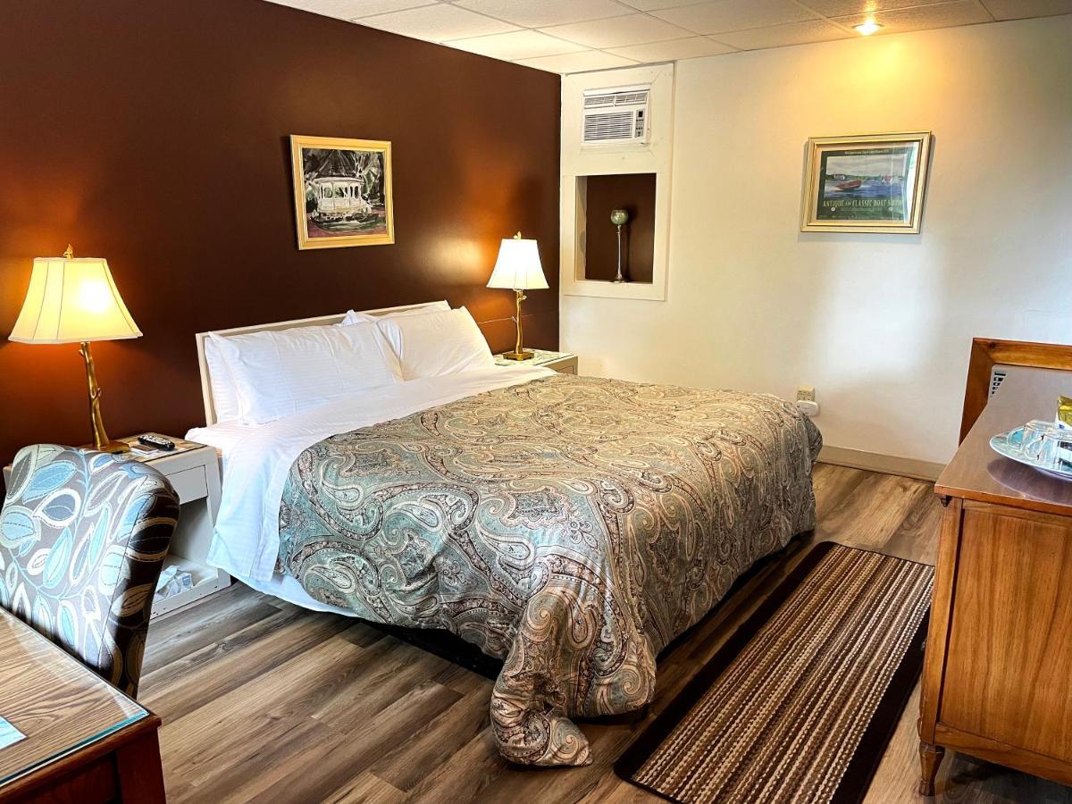 Skaneateles Inn On 20 Auburn Zewnętrze zdjęcie